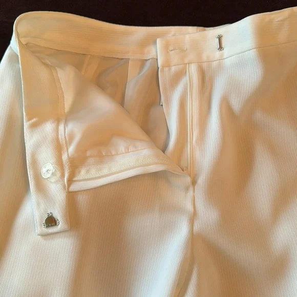 Brand New Jones New York White Lined Slacks - Picture 6 of 14